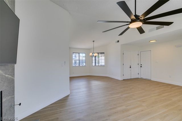 5217 Shady Grove Lane, Las Vegas, NV 89130