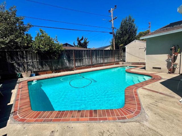 4731 Hedgewick Avenue, Fremont, CA 94538