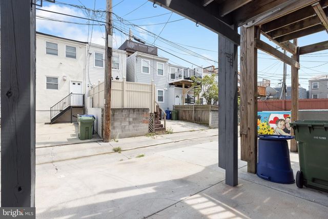 821 S DECKER AVE S, Baltimore, MD 21224