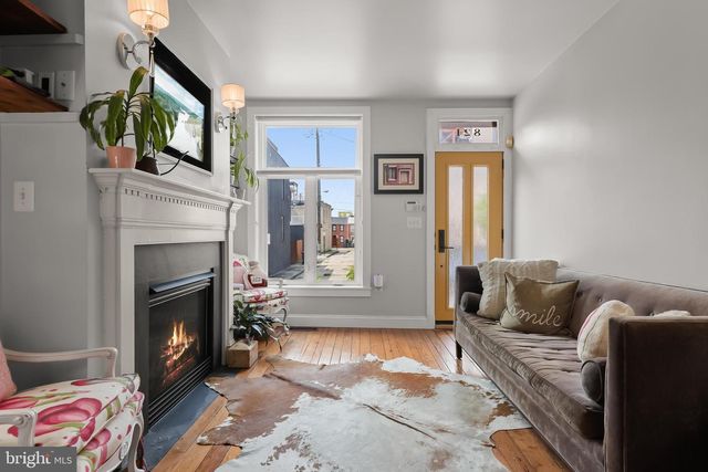 821 S DECKER AVE S, Baltimore, MD 21224