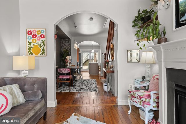 821 S DECKER AVE S, Baltimore, MD 21224