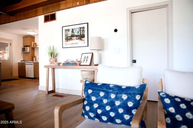 480 COCHISE Road, Munds Park, AZ 86017