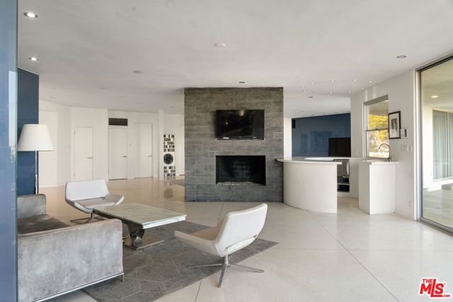 1506 Blue Jay Way, Los Angeles, CA 90069