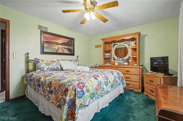 6645 Summit Drive, Canfield, OH 44406