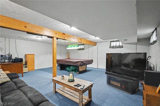 6645 Summit Drive, Canfield, OH 44406