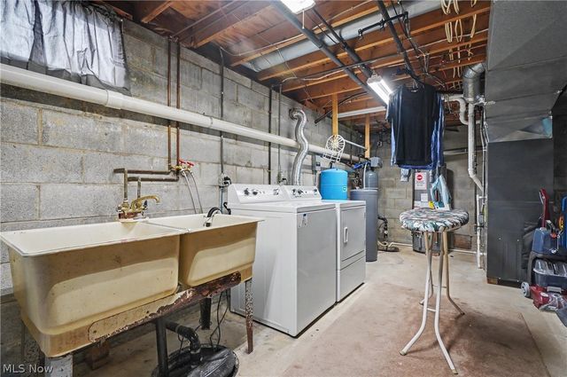6645 Summit Drive, Canfield, OH 44406