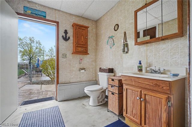 6645 Summit Drive, Canfield, OH 44406