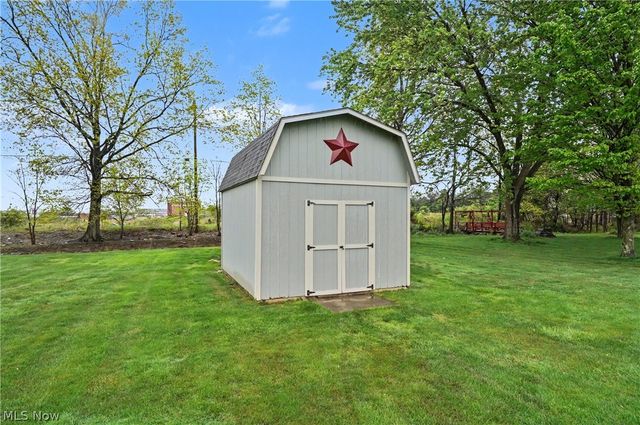 6645 Summit Drive, Canfield, OH 44406