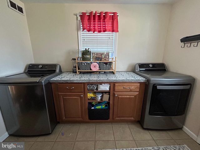 4818 OLD CAPITOL TRAIL, Wilmington, DE 19808