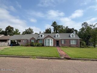 403 Cypress Avenue, Clarksdale, MS 38614