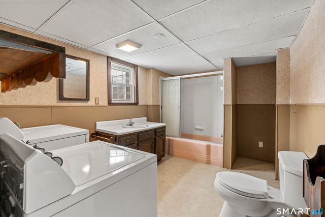 392 Boston Neck Road, Suffield, CT 06078