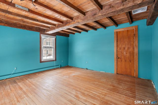 392 Boston Neck Road, Suffield, CT 06078