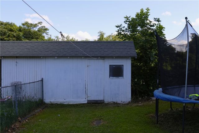 507 Oak St, Centerville, PA 15358