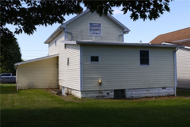 507 Oak St, Centerville, PA 15358