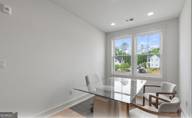 1050 Blair Lane 103, Peachtree City, GA 30269