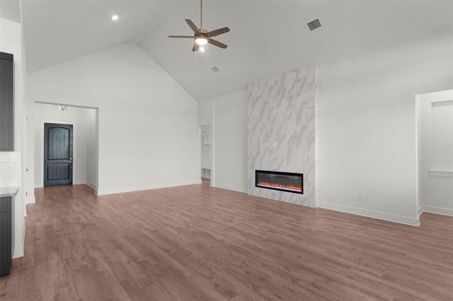 1013 Painted Horse DR, Georgetown, TX 78633