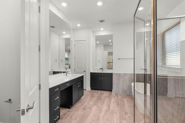 1013 Painted Horse DR, Georgetown, TX 78633