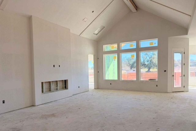 1013 Painted Horse DR, Georgetown, TX 78633