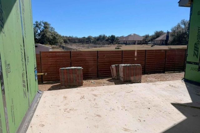 1013 Painted Horse DR, Georgetown, TX 78633