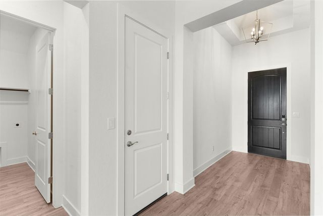 1013 Painted Horse DR, Georgetown, TX 78633