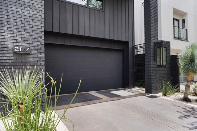 2117 Elmen Street B, Houston, TX 77019