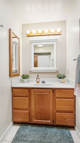 442 W Delhi Road, Ann Arbor, MI 48103