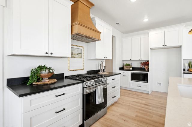 3032 W SOLACE ST, Syracuse, UT 84075