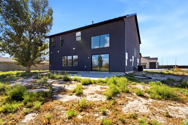 3032 W SOLACE ST, Syracuse, UT 84075