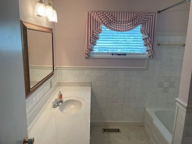 206 Fairlane Dr, Shelbyville, TN 37160