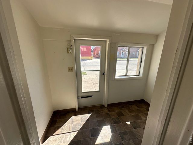446 E 4th St, Loveland, CO 80537
