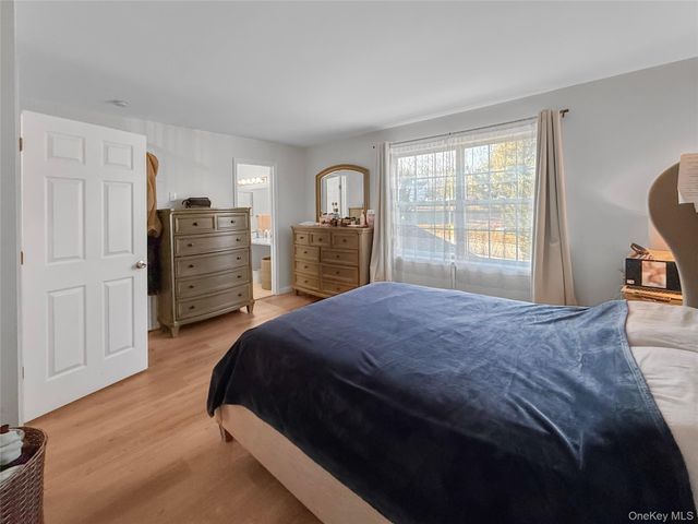 50 Lois Lane, Monroe, NY 10950