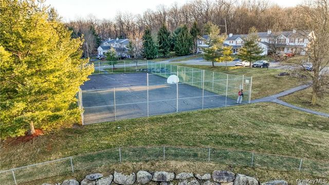 50 Lois Lane, Monroe, NY 10950