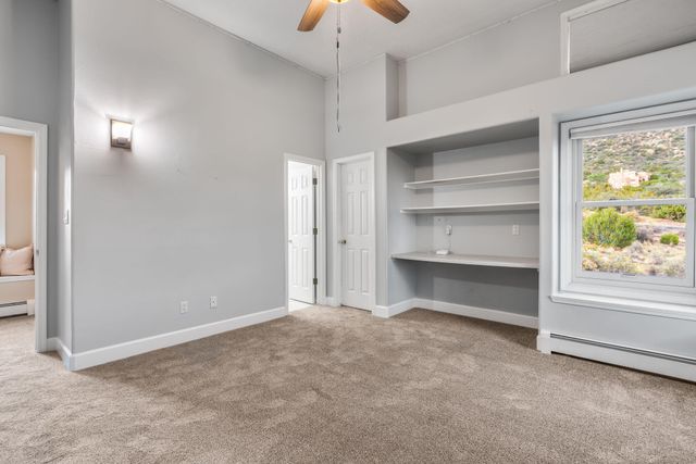 18 Tierra Monte Drive NE, Albuquerque, NM 87122