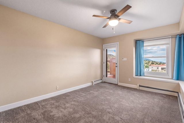 18 Tierra Monte Drive NE, Albuquerque, NM 87122
