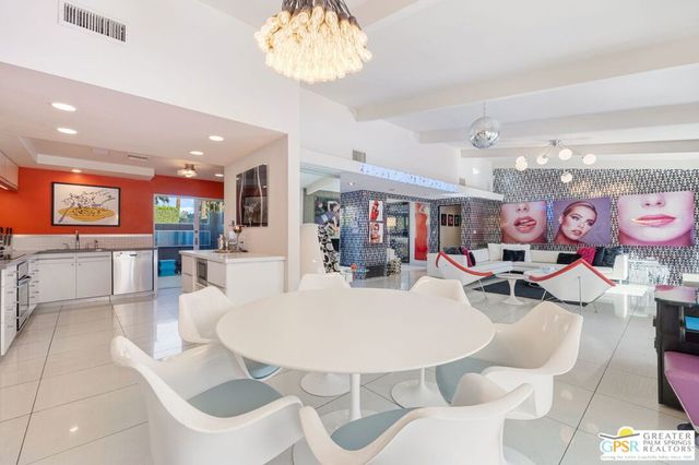 611 W Leisure Way, Palm Springs, CA 92262