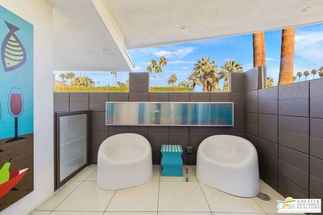611 W Leisure Way, Palm Springs, CA 92262