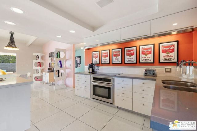 611 W Leisure Way, Palm Springs, CA 92262