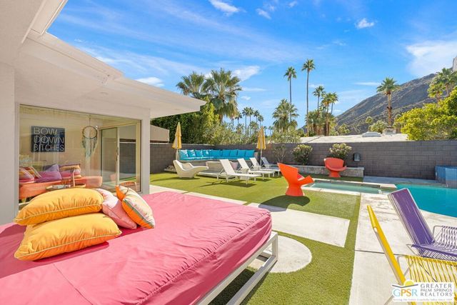 611 W Leisure Way, Palm Springs, CA 92262