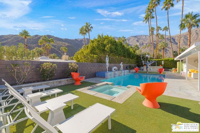 611 W Leisure Way, Palm Springs, CA 92262