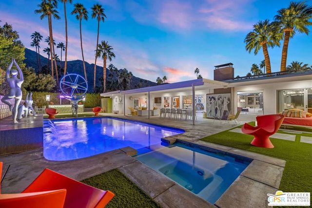 611 W Leisure Way, Palm Springs, CA 92262