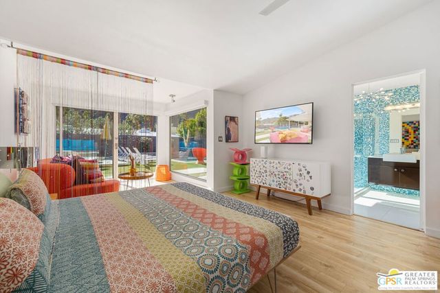 611 W Leisure Way, Palm Springs, CA 92262