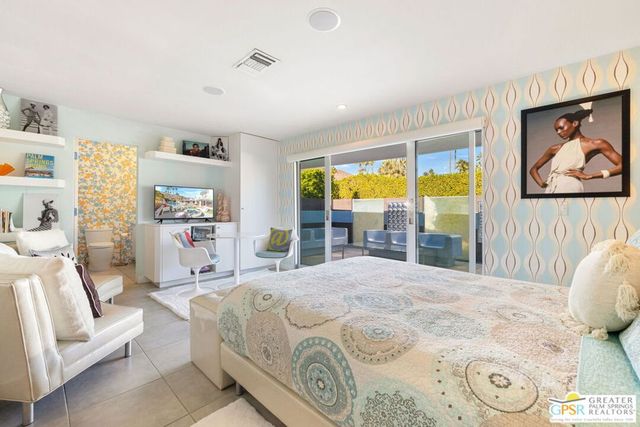 611 W Leisure Way, Palm Springs, CA 92262