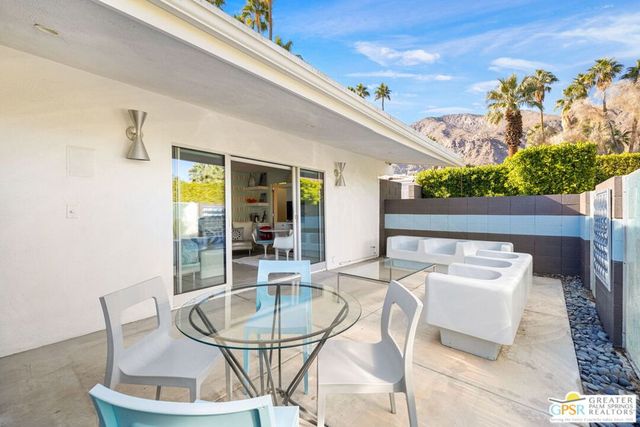 611 W Leisure Way, Palm Springs, CA 92262