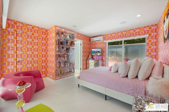 611 W Leisure Way, Palm Springs, CA 92262