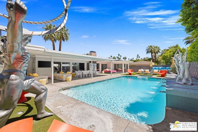 611 W Leisure Way, Palm Springs, CA 92262