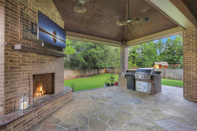 3 Mohawk Path Place, Spring, TX 77389