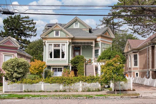 2141 Ward St, Berkeley, CA 94705