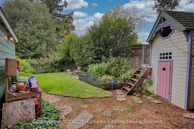 2141 Ward St, Berkeley, CA 94705