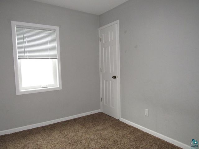 1806 Hughitt Ave, Superior, WI 54880