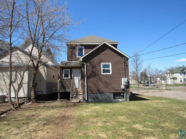 1806 Hughitt Ave, Superior, WI 54880